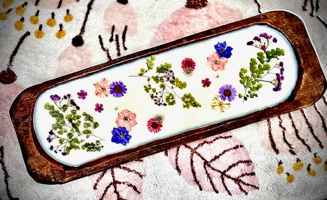 Plaid Rooster Co: Bread Bowl - Soy Candle with flowers