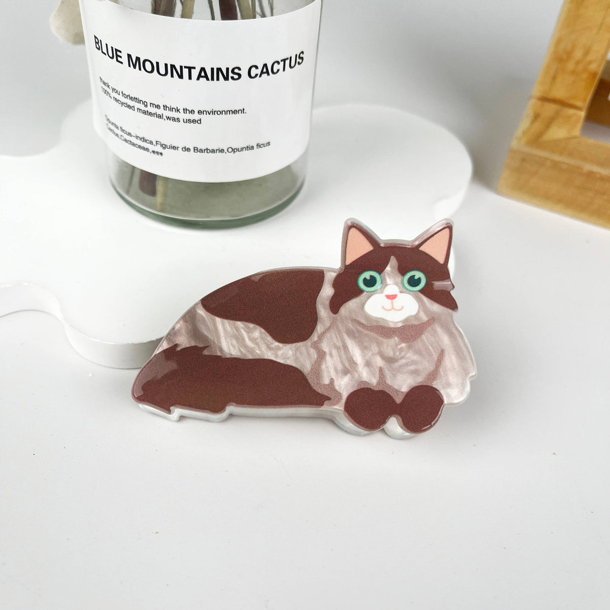 mildstyles: Cat style animal hair claw clip
