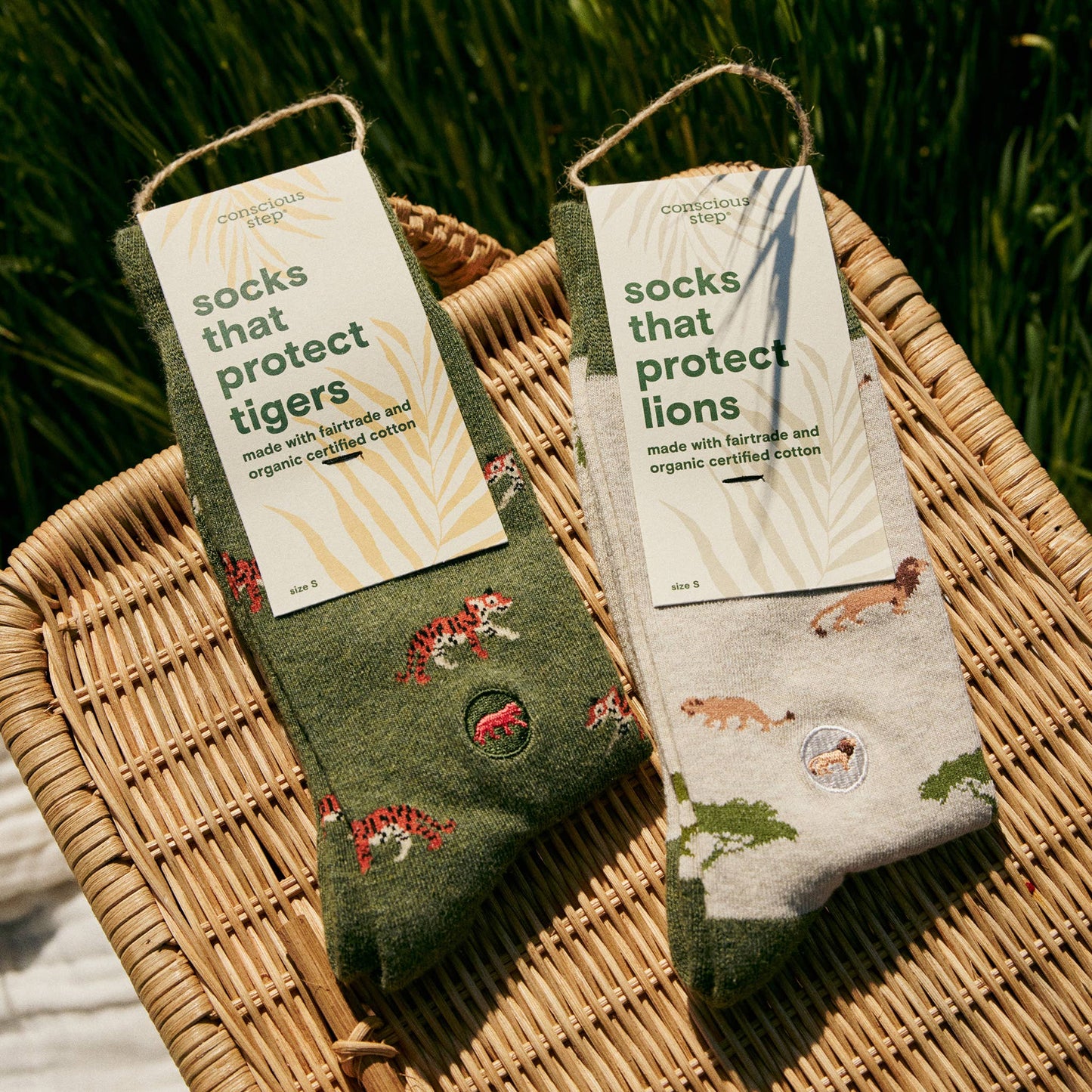 Conscious Step: Socks that Protect Tigers (Green Tigers)