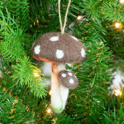 The Winding Road: Felt Mushroom Ornaments  6 Assorted