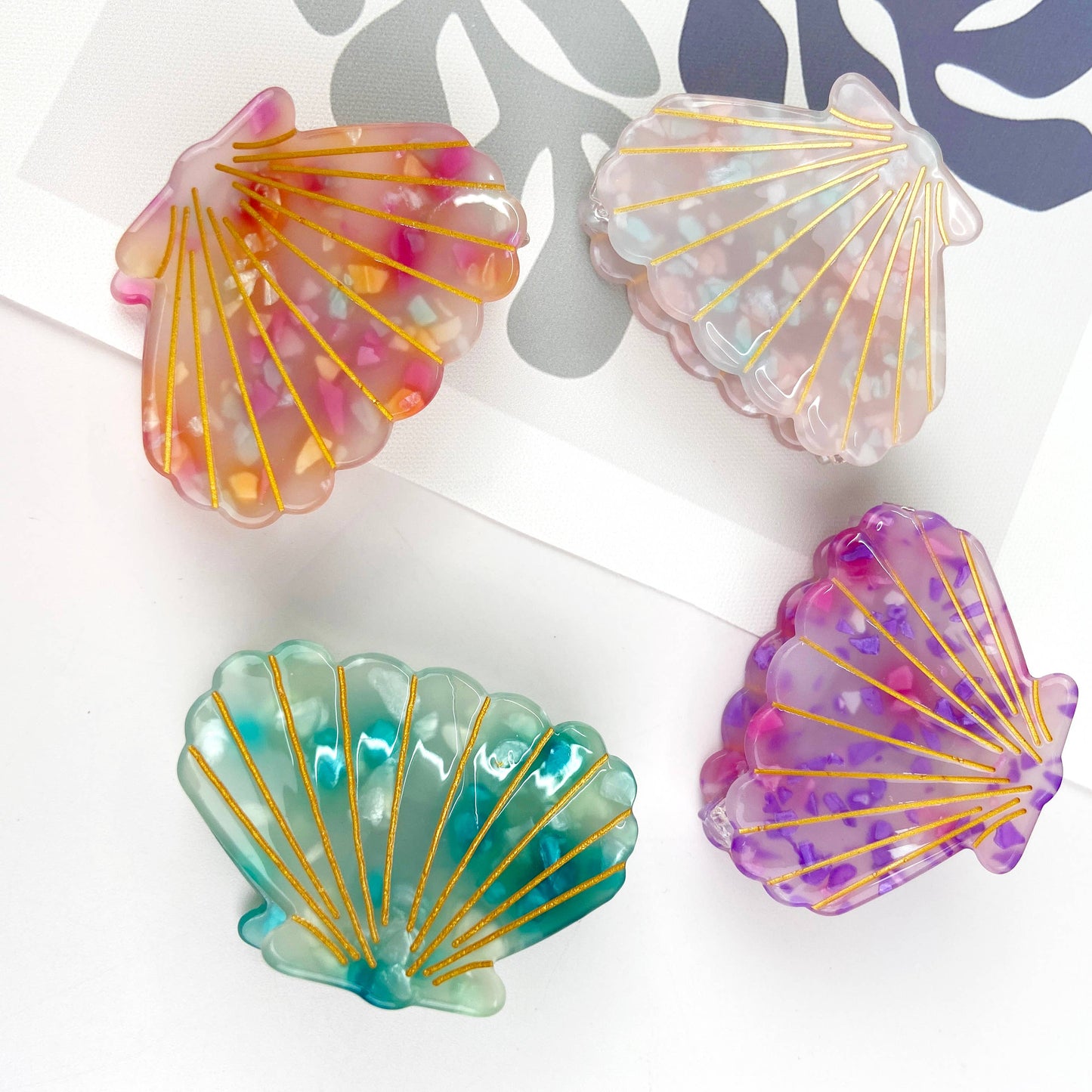 mildstyles: Scallop hair claw clip