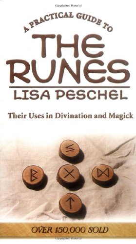 A Practical Guide to the Runes: Their Uses in Divination and Magic (Llewellyn's New Age)