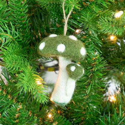 The Winding Road: Felt Mushroom Ornaments  6 Assorted