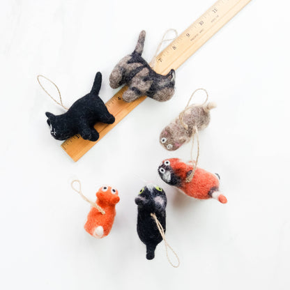 The Winding Road: Little Felt Cat Ornaments