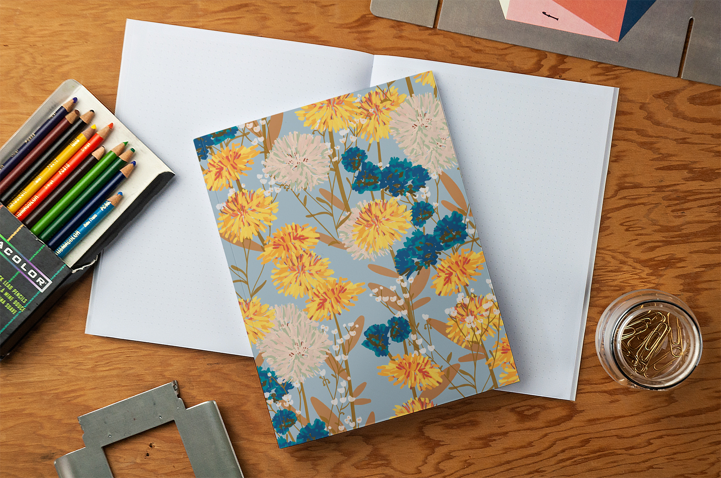 Denik: Pretty Weeds Medium Layflat Journal Notebook