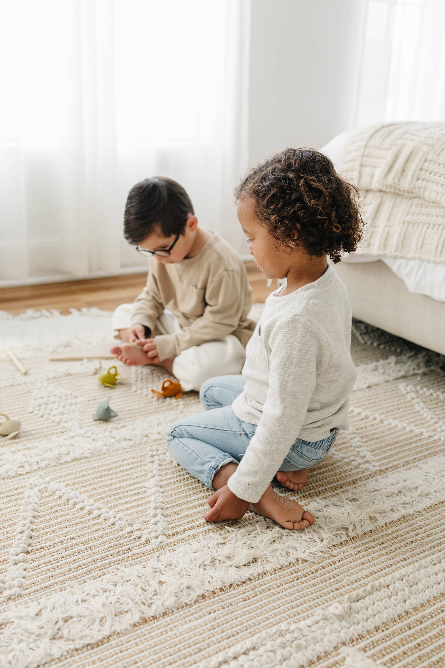 Marlowe & Co: Silicone and Wood Fishing Play Set