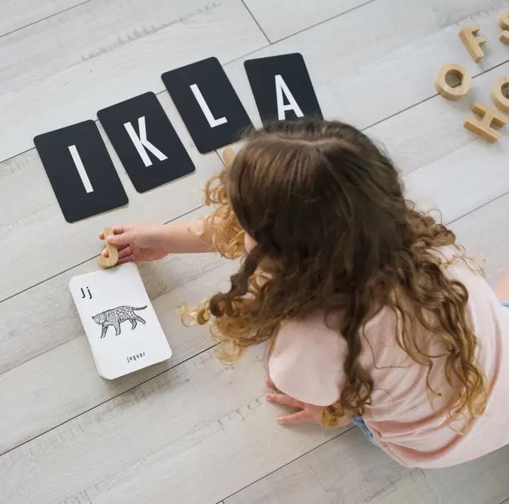 Wee Gallery: Jungle Alphabet Cards