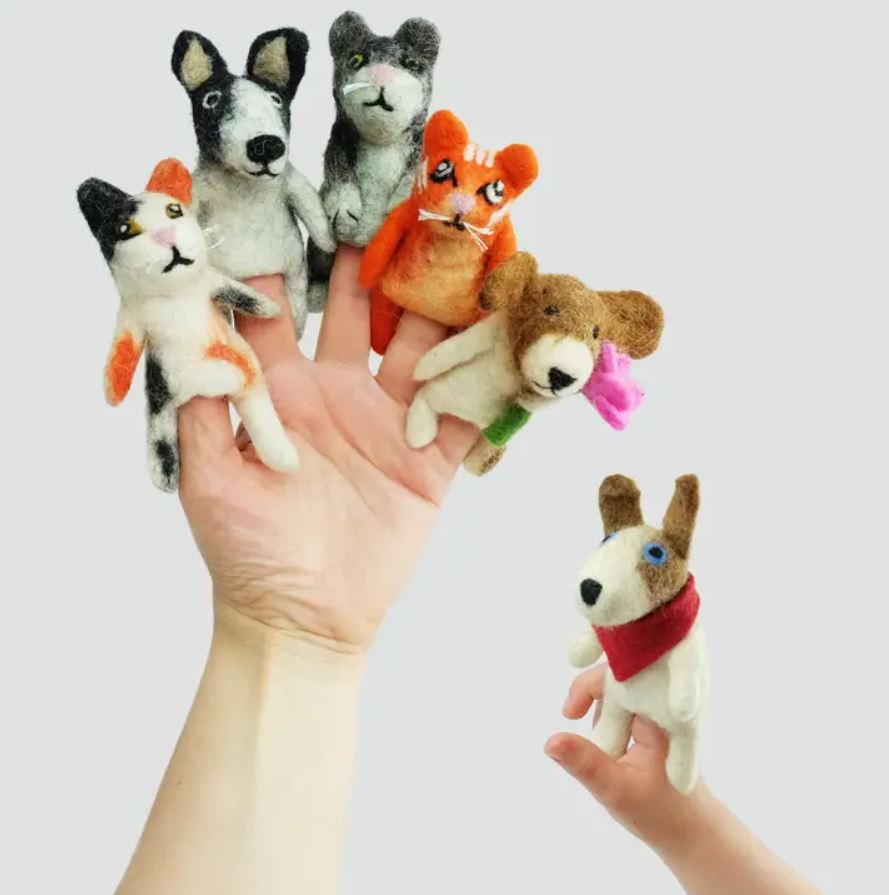 The Winding Road:  Cats and Dogs Finger Puppets
