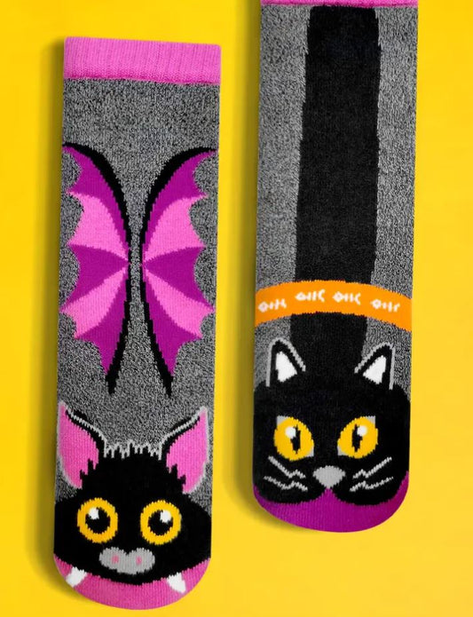 Pals Socks: Bat & Black Cat Fun