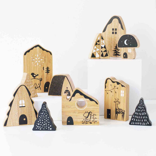 Wee Gallery: Woodland Village