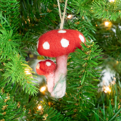 The Winding Road: Felt Mushroom Ornaments  6 Assorted