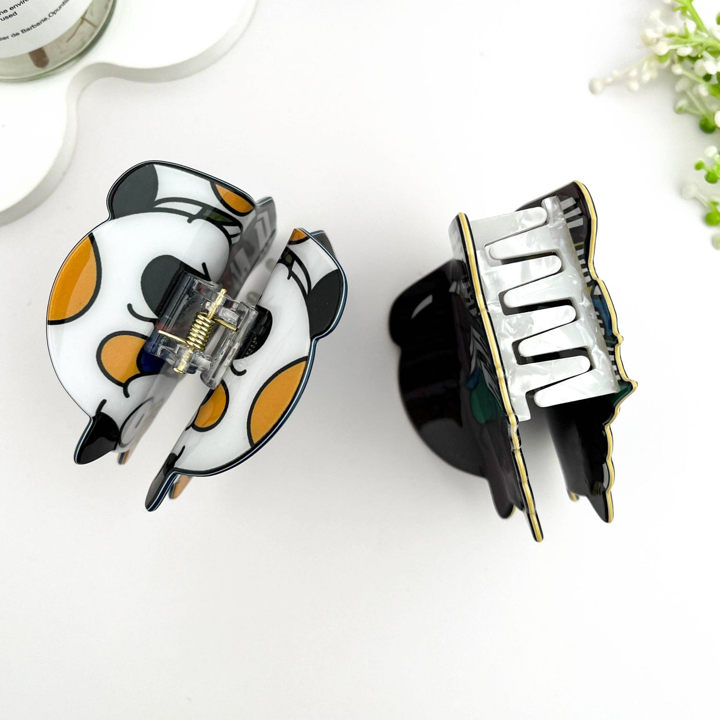 mildstyles: Studious Cat Claw Clip