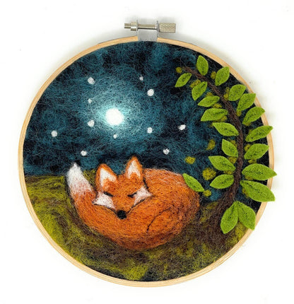 The Crafty Kit Company: Paint with Wool: Sleepy Fox in a Hoop Needle Felt Craft Kit