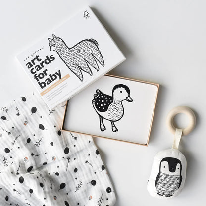 Wee Gallery Little Naturalist Gift Set - Baby Animals