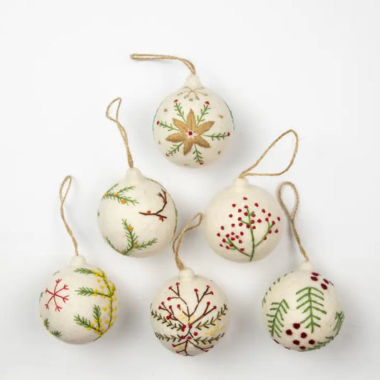 The Winding Road: Ornament White